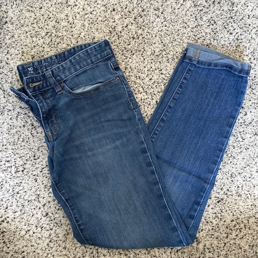 Gap jeans, size 2/26.